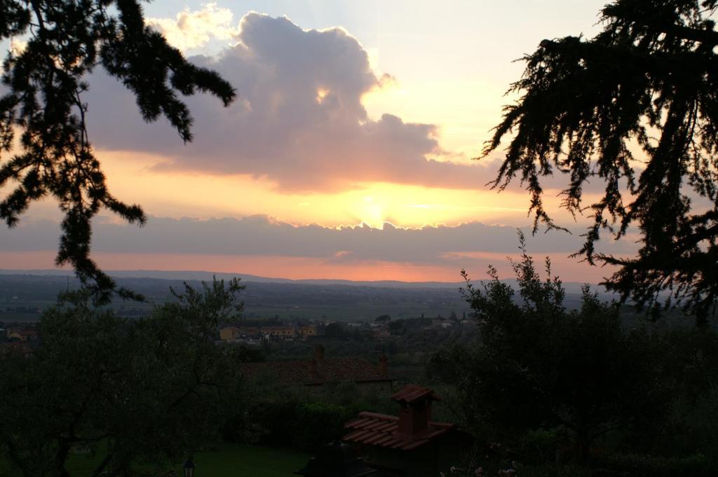 Agriturismo Cortoreggio Cortona Exterior photo